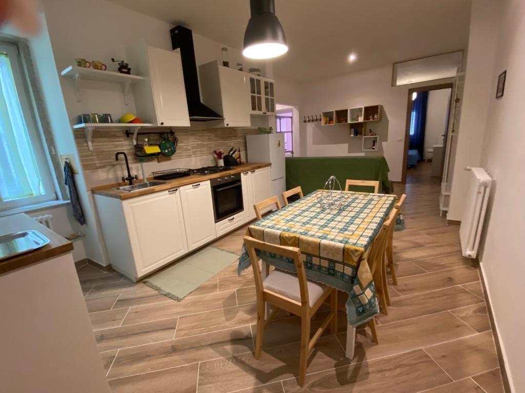 Casa Vacanze Nuanua Trieste Exterior foto